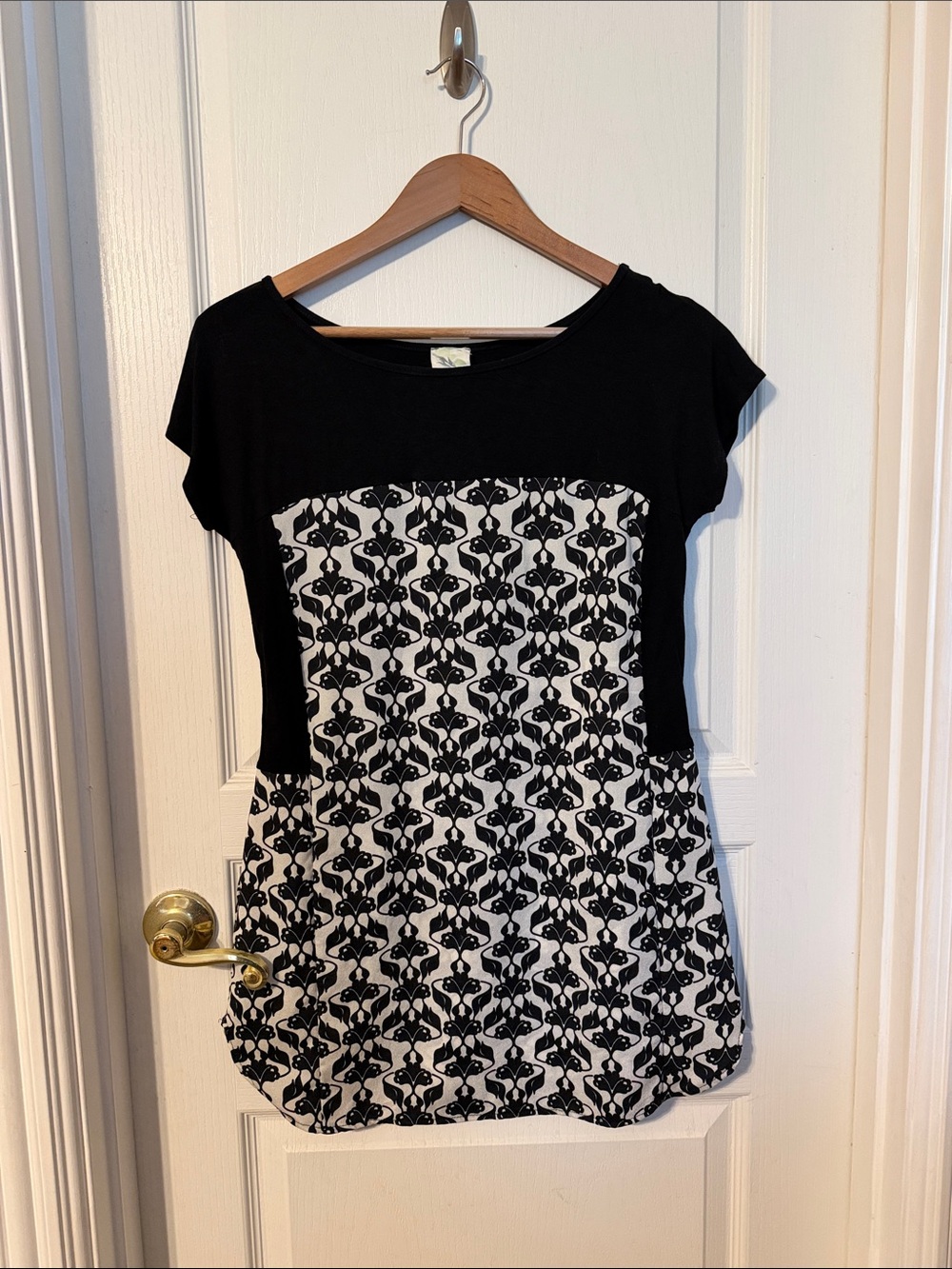 Anthropologie Black and White Patterned Tunic Top